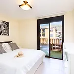 Home2book Bright Pool View El Mocan Эль-Пальмар