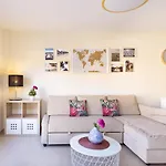 Appartement Home2book Bright Pool View El Mocan