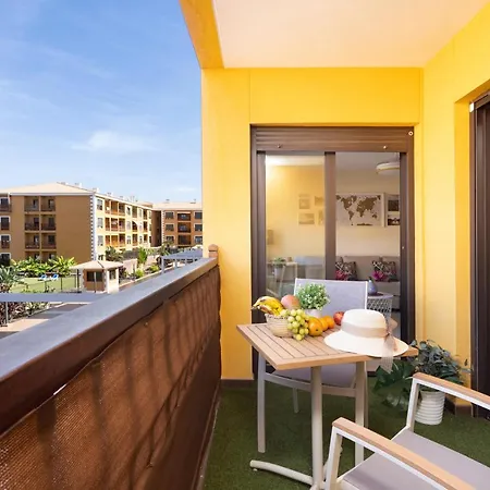 Home2book Bright Pool View El Mocan 팔름-마르