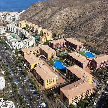 Home2book Bright Pool View El Mocan Lägenhet *